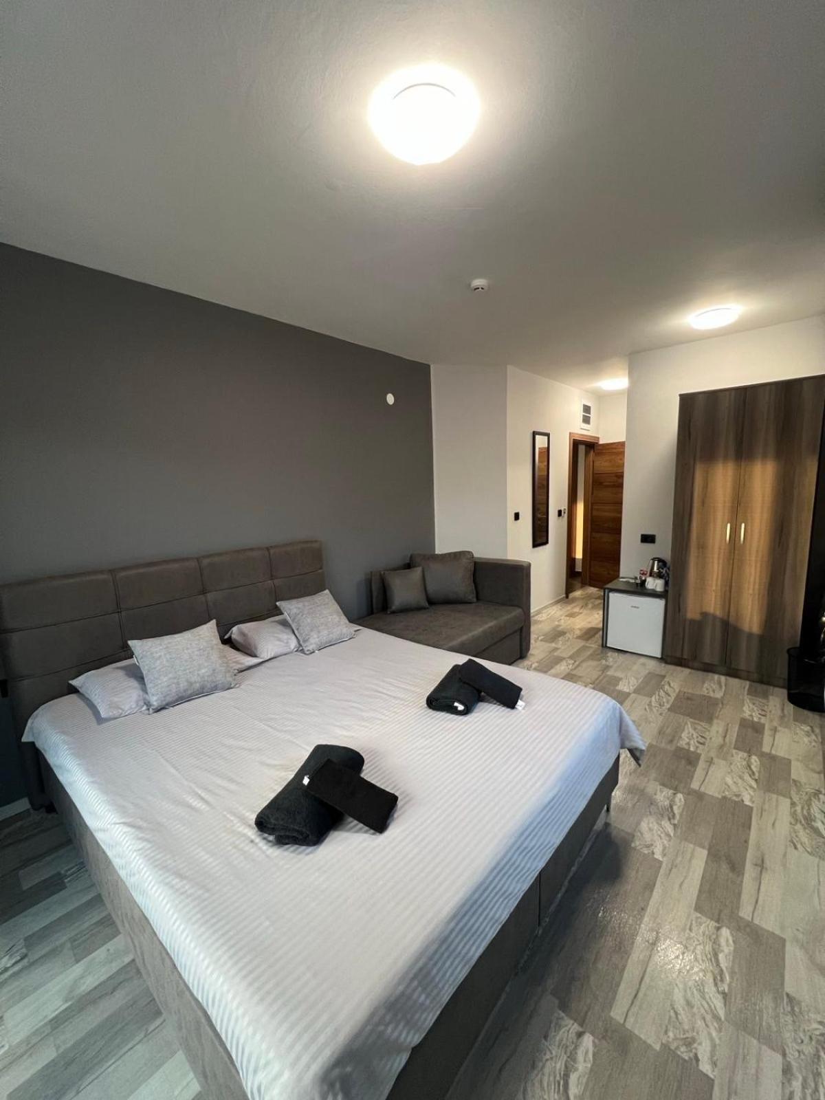 Edelweiss Villa טרפייצה מראה חיצוני תמונה